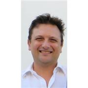 Sono un Software Solutions Architect e la mia attenzione è rivolta alle nuove tecnologie ECMA standard (es. JavaScript). Cloud applications, web, mobile, e-learning, LCMS. Scrum Master, Scrum Coach